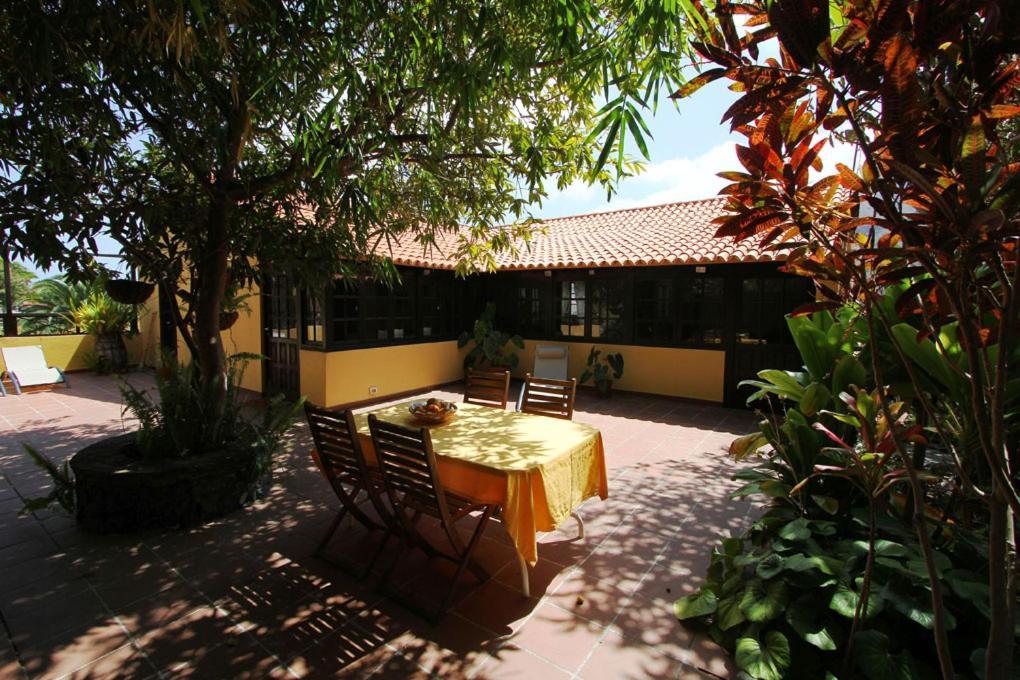 Casa Rural Los Aromos - Wunderschones Landhaus Mit Meerblick 埃尔米瓜 外观 照片