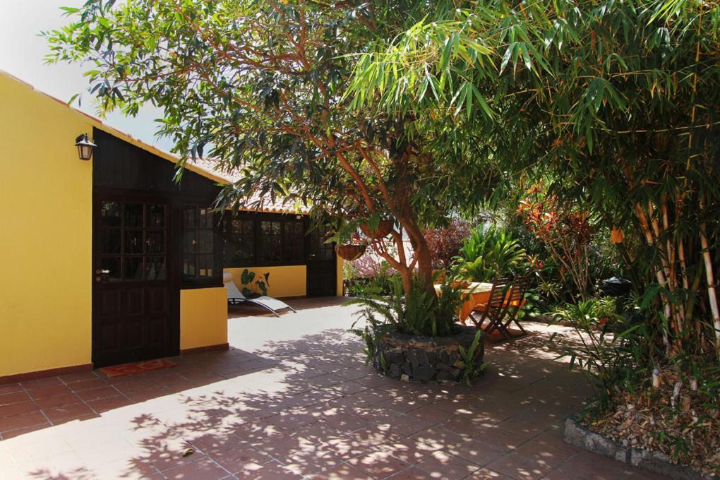 Casa Rural Los Aromos - Wunderschones Landhaus Mit Meerblick 埃尔米瓜 外观 照片